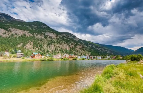 Georgetown House | Elbert's Escape - Sleeps 8 - Lakefront Views New