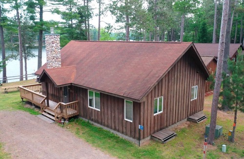 St Germain House | Elbert’s Resort lakeside cabin with dock and Timber’s bar and grill on site!