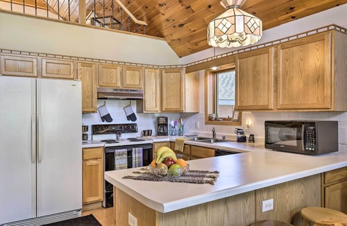 Elcho Cabin | Elcho Escape w/Private Dock on Post Lake!