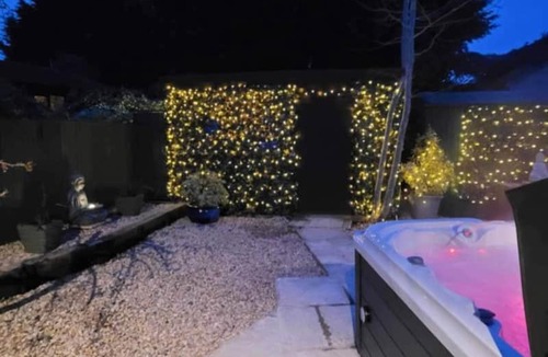 Wilberfoss Apartment | Elckys HOT TUB Holiday Lodge York