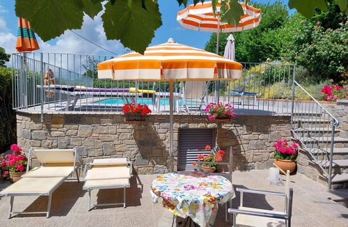 Castiglione di Garfagnana Villa | Elcriso, Spacious villa, private pool, amazing views, WIFI, walk to restaurant!