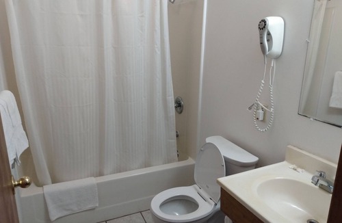New Castle Hotel | ELDORADO MOTEL