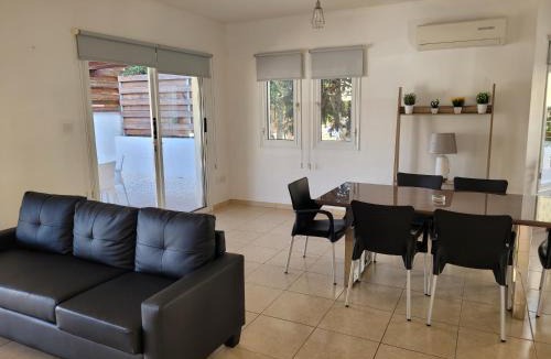 Universal Villa | ELeAN VILLA