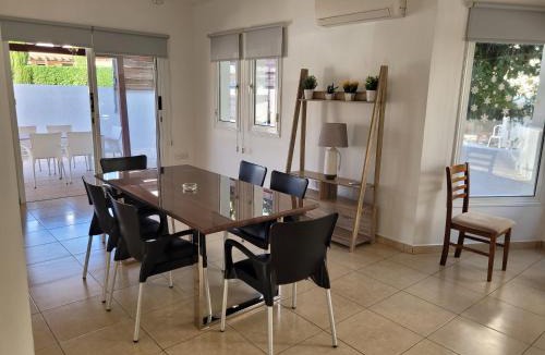 Universal Villa | ELeAN VILLA