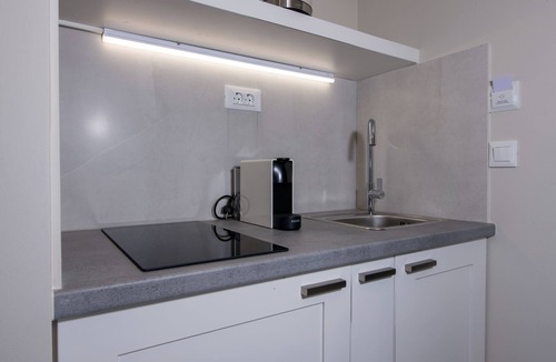 Kato Galatas Apartment | Eleanthi Modern Living