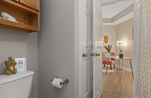 Third Ward Apartment | Electric Avenue in The Queen City