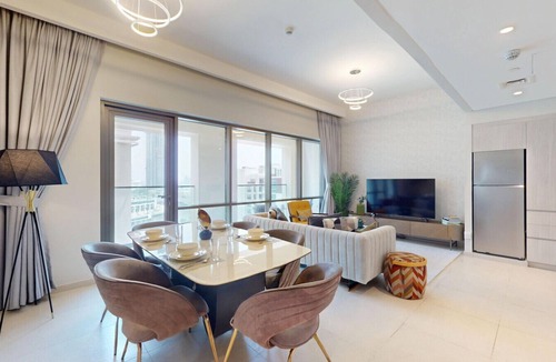 Dubai Apartment | Elegant 2 Bed I Amazing Facilities I Dubai Creek