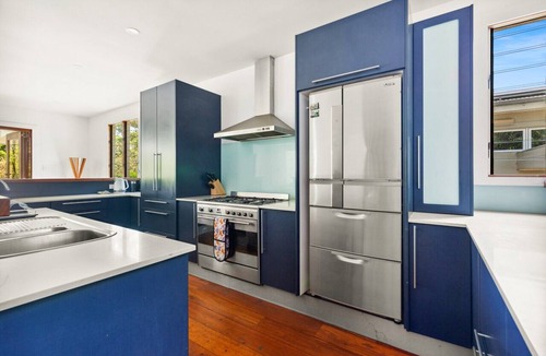 North Balgowlah Apartment | Elegant 3-Bed Home with Games Room