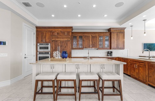 Captiva House | Elegant 5BR Beachfront Estate with Elevator, Private Pool & 3 Kings