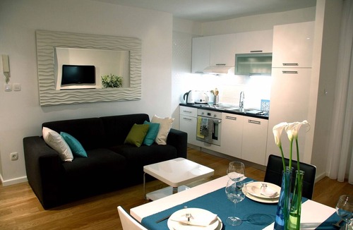 Split Apartment | Elegant Apartment Akvarel With Terrace Close To All Tourist Attractions &Beaches