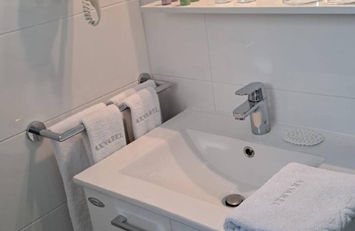 Split Apartment | Elegant Apartment Akvarel With Terrace Close To All Tourist Attractions &Beaches