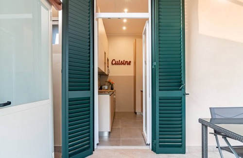 Le Cure Apartment | Elegant apartment with private garden