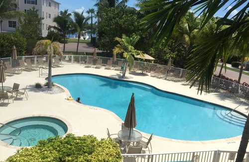 Islamorada Condo | Elegant Bay Harbor Condo with 50 Foot Boat Slip, Heated Pool, Hot Tub, and Gym