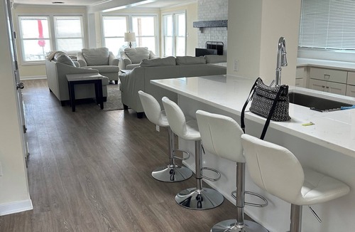 Fairfield House | Elegant Beachfront, beautiful views. Come enjoy!