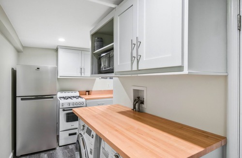 H Street Corridor Apartment | Elegant Capitol Hill Townhouse