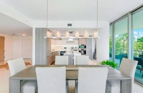 Key Biscayne Apartment | Elegant Condo with Ocean Views in Key Biscayne