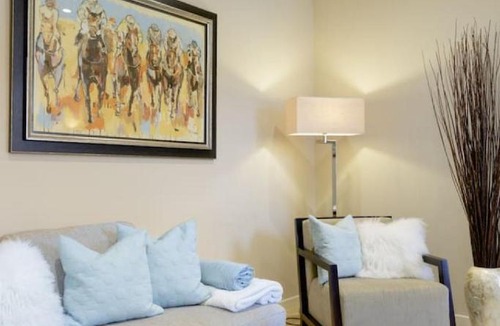 Epsom Apartment | Elegant Epsom Flat in Period Building