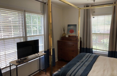 Central Oklahoma City House | Elegant Family Friendly | Just Minutes Walk to Midtown