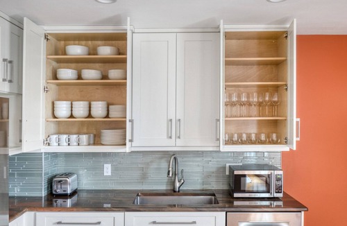 Jamaica Plain Apartment | Elegant Jamaica Plain 3BR w/W/D, nr Olmstead Park, by Blueground