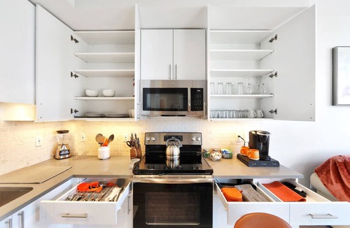 Hackensack Apartment | Elegant Main Street Living* Near NYC