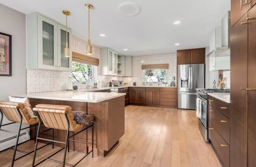 Old North Boulder House | Elegant Mid Century Modern Ranch - Walk to Pearl and Hiking! EV Charger on Site.