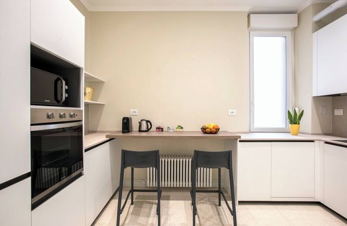 Rione V Ponte Apartment | Elegant, New, Spacious 3Bedroom Home Between Vatican, Piazza Navona & Trastevere