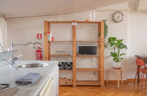 Santa Croce House | Elegant Panoramic Apartment in Borgo Santa Croce