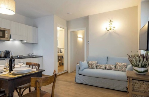 Treiso House | Elegant Panoramic Two-room Apartment. Treiso Belvedere Elegance, Elegant Panoramic Two Bedroom Apartment. Treiso Belved.