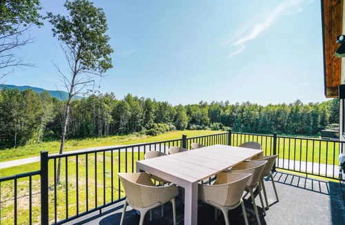 Rumney House | Elegant Riverfront house in Rumney with hot tub, outdoors, fitness equipment