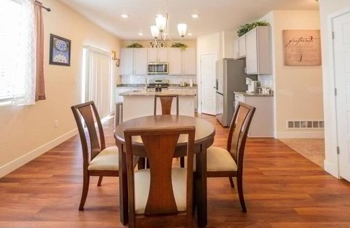 Elbert House | Elegant Spacious 4BR Home Peyton