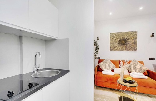 17th Arrondissement Apartment | Elegant Studio - 2P - Place Pigalle