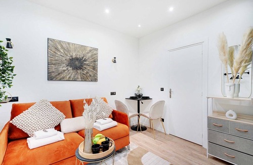 17th Arrondissement Apartment | Elegant Studio - 2P - Place Pigalle