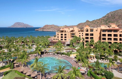 Loreto Resort | Elegant Studio at Villa del Palmar – Beachfront Resort with Pools & TPC Golf