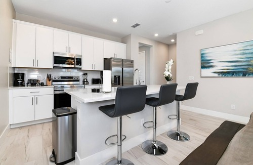 Reunion Hotel | Elegant Townhouse near Disney with Resort & Waterpark Access - 768DR