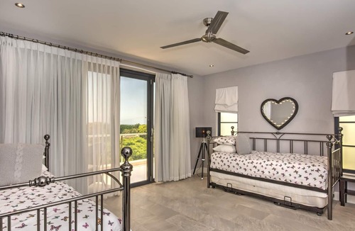Porters Cottage | Elegant Two Bedroom Cottage