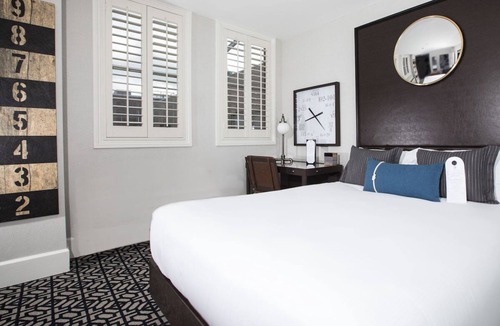 South Beach Hotel | Elegant Waterfront Hotel Rooms | 3 Units | Harbor Court San Francisco