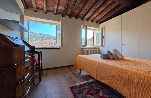 Carrara Apartment | Elegante Attico Centro Storico - Panoramic View -