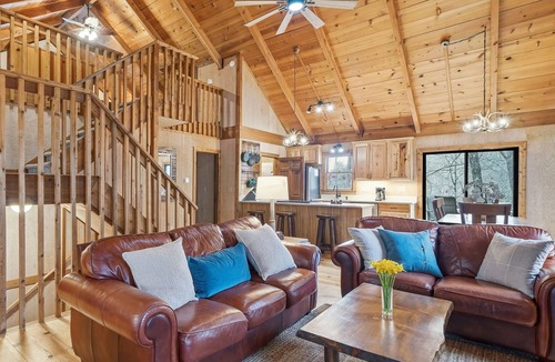 Big Canoe Cabin | Elektra's Hearth at Big Canoe - 4BR 3BA, 2 Decks, Walk to Playground!