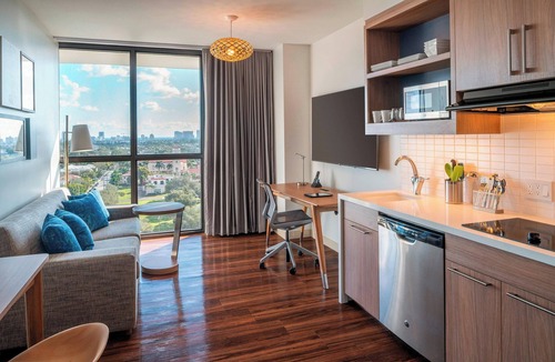 Downtown Fort Lauderdale Hotel | Element by Marriott Fort Lauderdale Downtown
