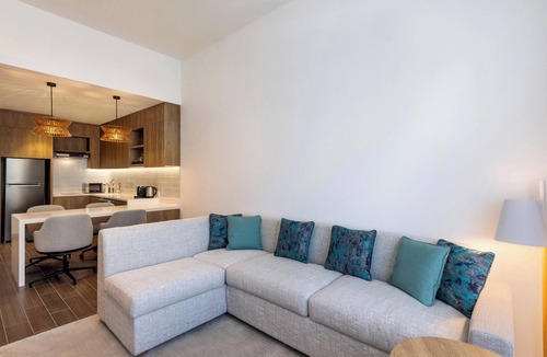 Garhoud Hotel | Element by Marriott Dubai Airport