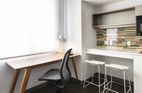 Midtown Crossing Hotel | Element by Marriott Omaha Midtown Crossing