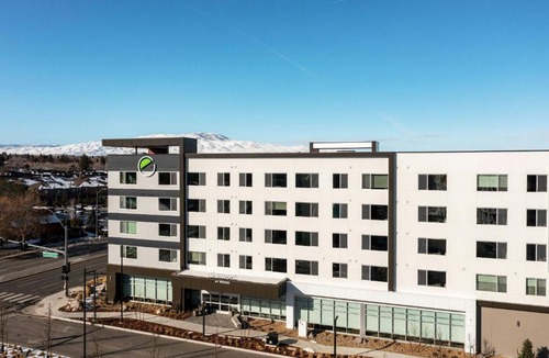 Reno/Tahoe Airport Hotel | Element by Marriott Reno Experience District