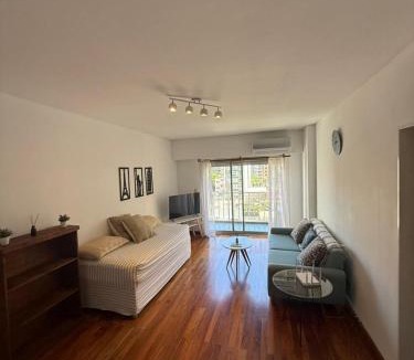 Colegiales Apartment | Elena