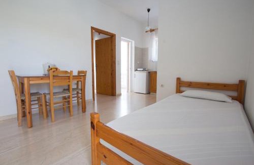 Gerani Apartment | Elena Rooms & Apartments