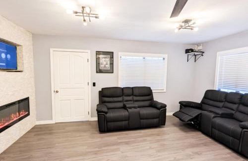 Santa Elena House | Elenas Modern 2BR Comfy Home