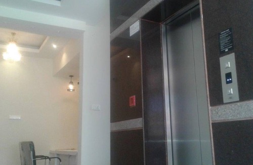 Brookefield Apartment | Elephant Suites Brookefield #1