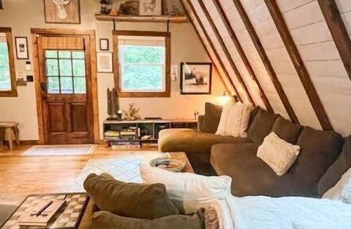 Smith River Cabin | eleVAted Acres A frame w/Hot Tub, Near Fairy Stone State Park and Philpott Lake