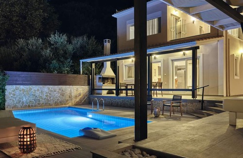 Lithakia Villa | Elevated villa overlooking countryside, free WIFI