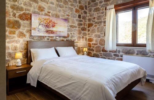 Livadi House | Elevi