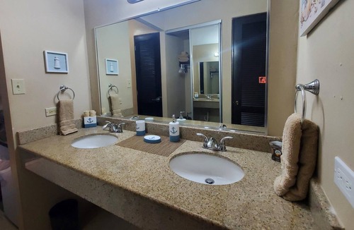 Culebra Pueblo Apartment | Eli-Mar Bay View Studio